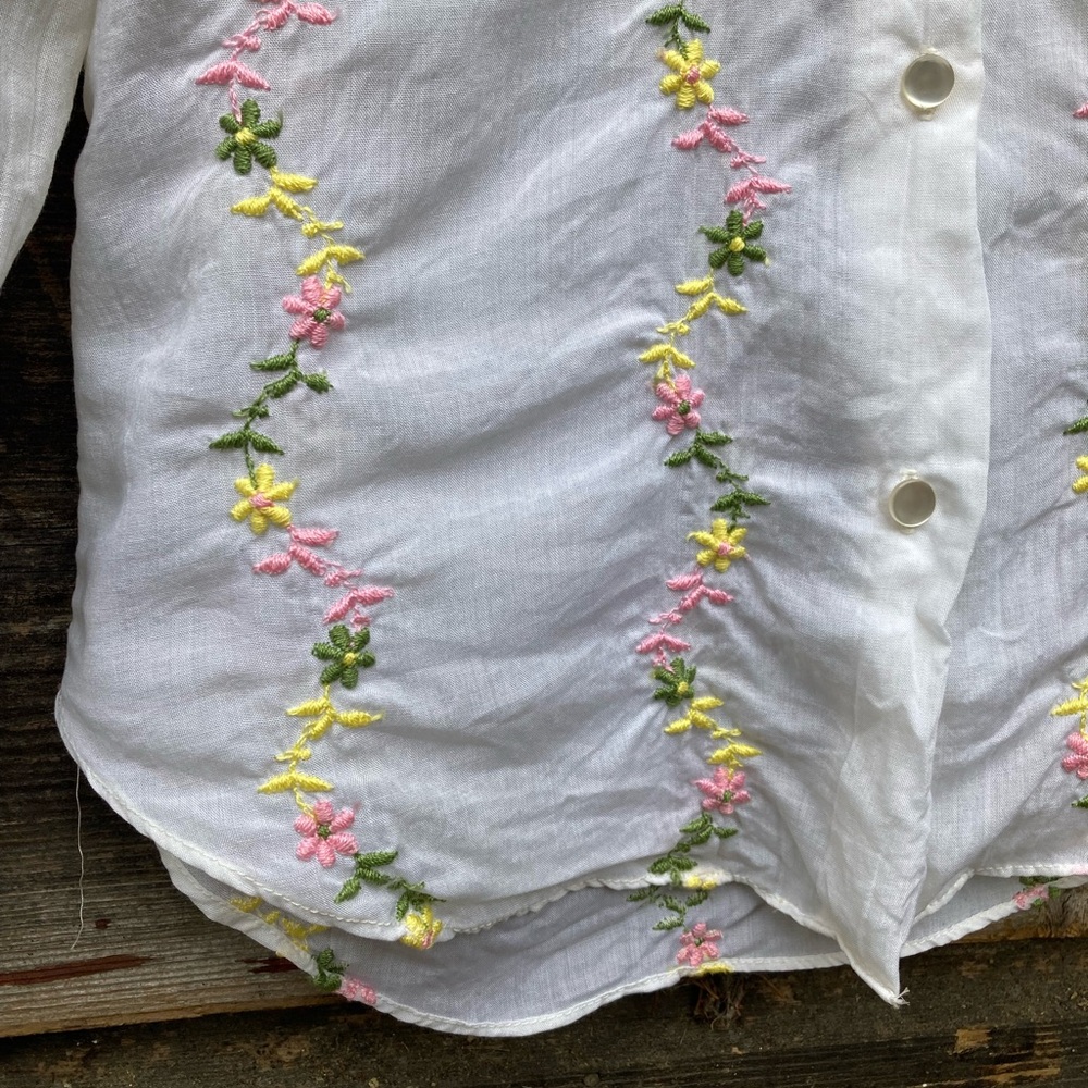 Alice Stuart Embroidered Button-Up Ruffly Top - Picture 8 of 13